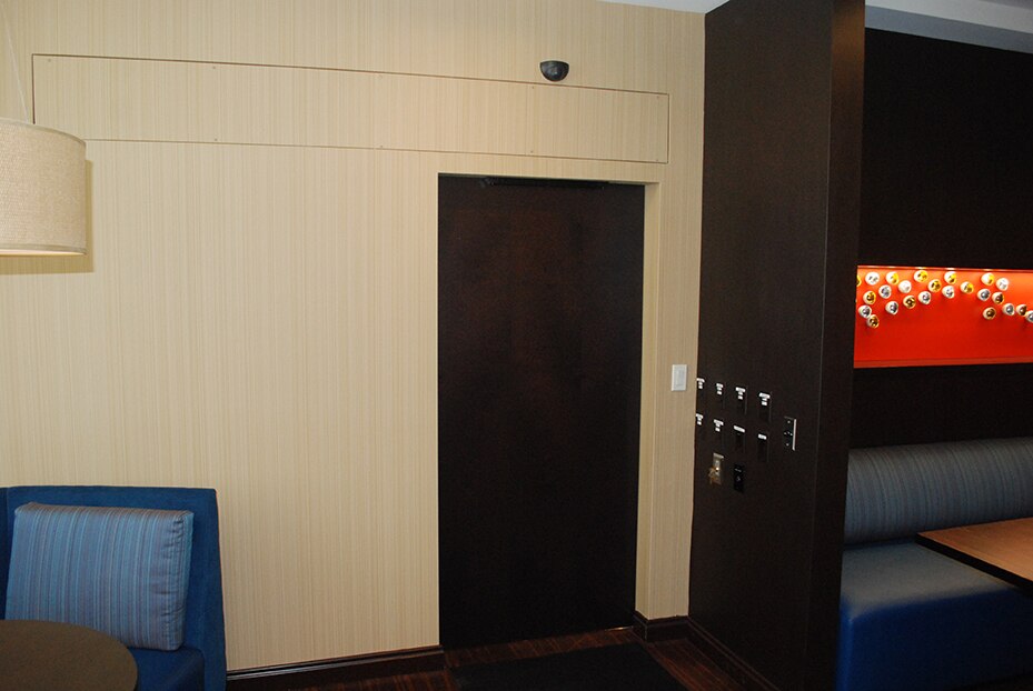 DuraGlide® 2000/3000 Utility Package Utility Automatic Sliding Door